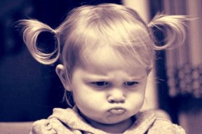 娱乐圈八卦胡歌是谁-胡歌新恋情引关注，男神恋爱为何有人不开心？