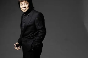 突传死讯！香港知名演员不幸离世终年77岁，再婚娶小20岁妻子