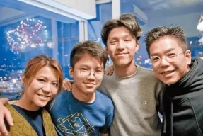 恭喜！香港知名女星失婚5年被曝新恋情，与前夫离婚后仍是朋友