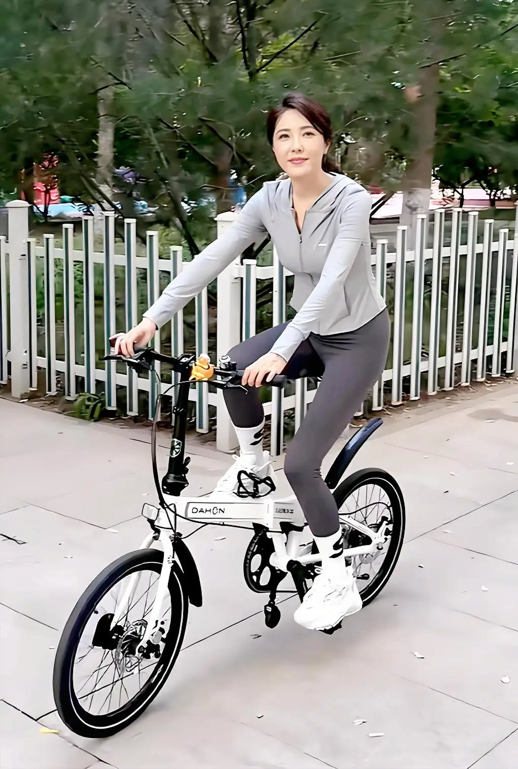 章子怡偶遇老同学曾黎！两人大学有竞争，如今有一个显著的共同点  第12张