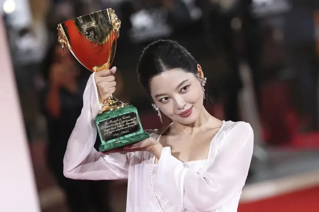 艺人被封杀导致作品下架程度时，会给出品方赔偿金吗  第5张