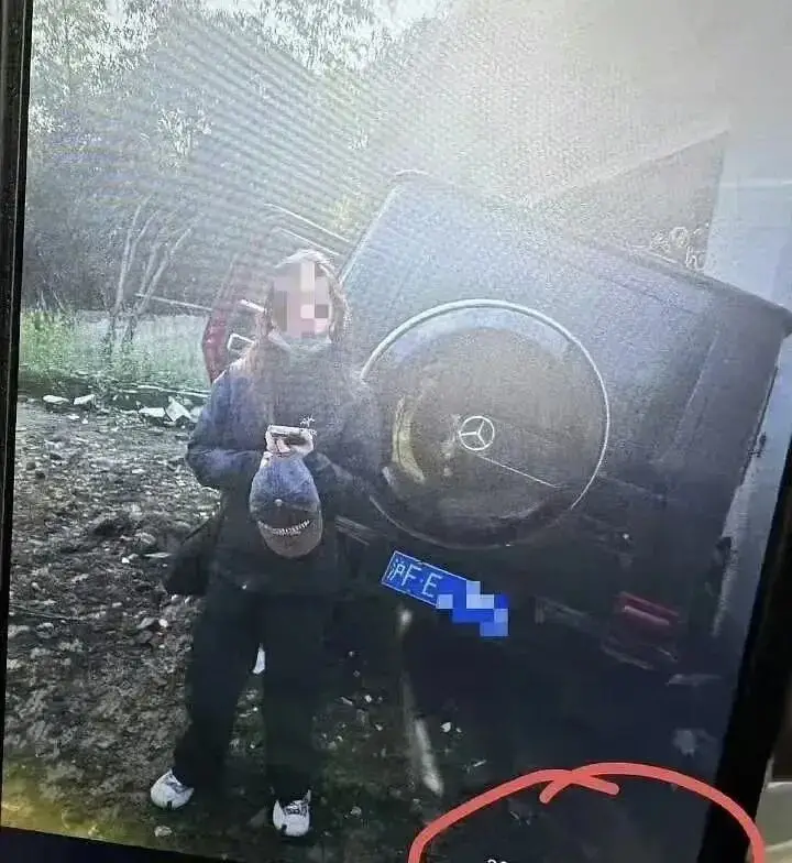 沉默不是金，一次车祸如何让金晨人设崩塌又反转？  第24张