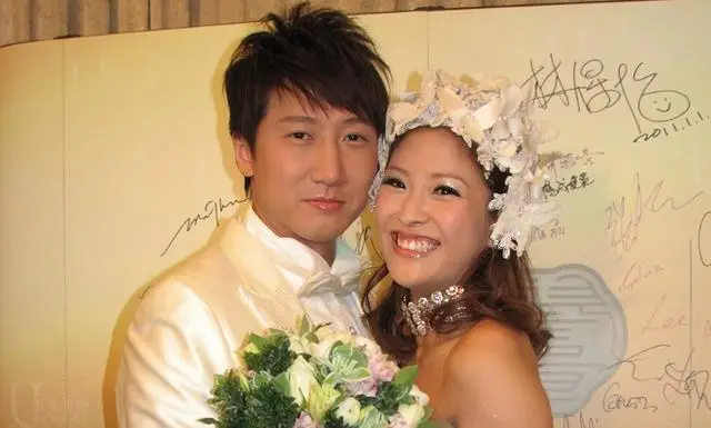 知名港星举家搬离香港移居深圳，让俩儿子读国际学校，学好普通话  第10张