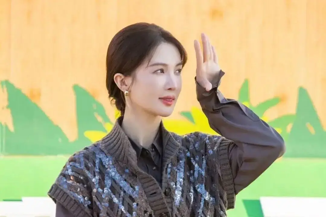 【2026.2.2】宋威龙赵今麦有二搭？明星会用一些玄学手段？《白月梵星》被防爆？金晨的《明川有知夏》？  第4张