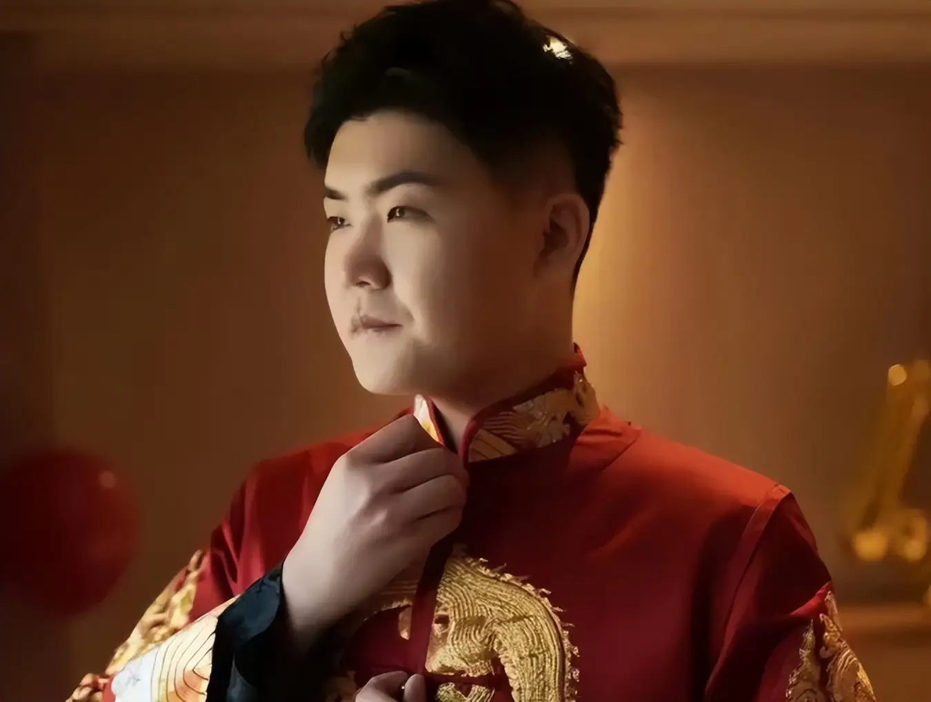 闫学晶儿子被持续举报!毕业大合影曝光,疑似侵占名额进入中戏 第22张 闫学晶儿子被持续举报!毕业大合影曝光,疑似侵占名额进入中戏 第22张