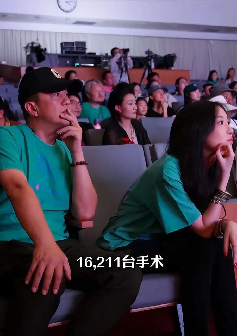 李亚鹏离婚后烦心事一堆：女儿大了管不了，新赛道被指坑蒙拐骗  第10张