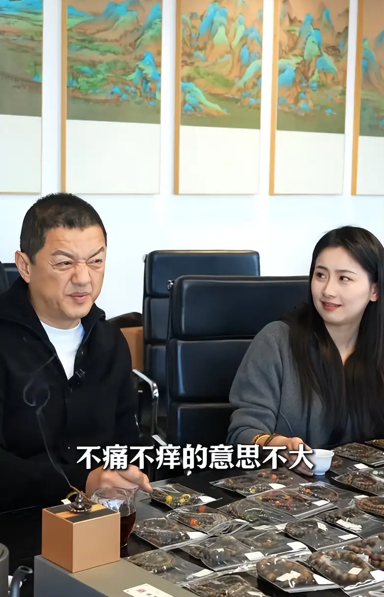 李亚鹏离婚后烦心事一堆：女儿大了管不了，新赛道被指坑蒙拐骗  第26张