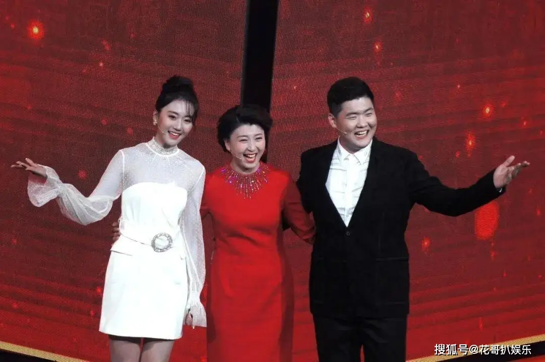 闫学晶事件发酵:疑似家族违规入学,还被扒出偷税漏税 第6张 闫学晶事件发酵:疑似家族违规入学,还被扒出偷税漏税 第6张