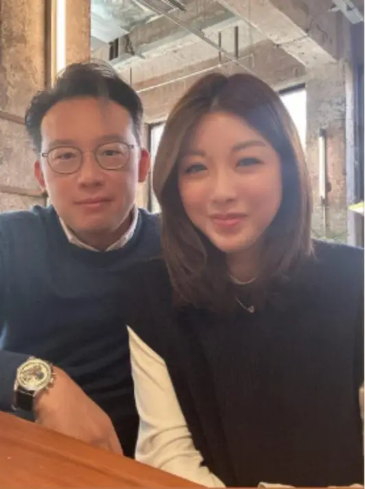 香港女星宣布离婚不足两月，火速搭上霸道总裁，曾患上躁郁症  第6张