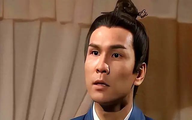 香港知名男星内地做宣传，怒摔道具、表情吓人，原来是为了电影  第6张