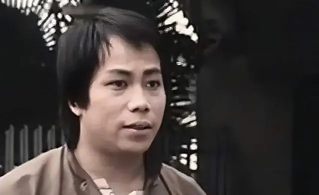 香港知名演员因突发心脏病离世，家属想隐瞒死讯，被内部人士泄密  第5张