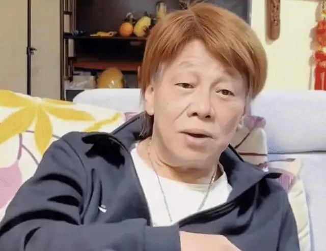 香港知名演员因突发心脏病离世，家属想隐瞒死讯，被内部人士泄密  第7张