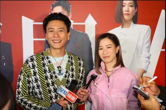 《新闻女王2》横扫10奖庆功，第三部有戏？佘诗曼想做杀手  第2张