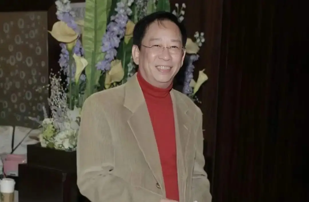 TVB前老戏骨坐轮椅输液登台？身体状况一直欠佳，儿子在家里啃老  第6张