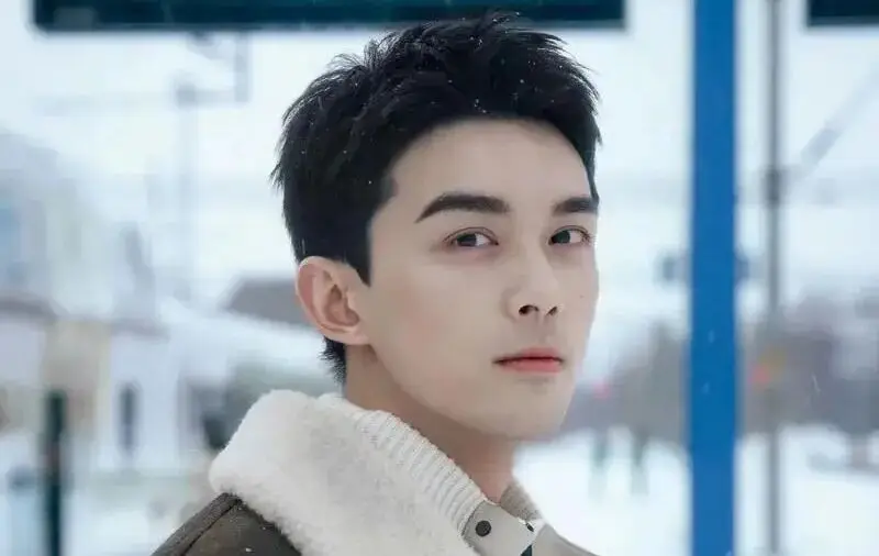 【2026.1.19】吴磊那瓜？说说周柯宇？圈里未成年人恋爱？问下彭冠英是单身？张云龙和娜扎分了？丝芭对上谁都不怕？  第1张