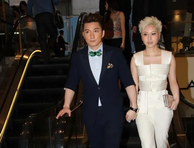 恭喜！赌王千金和新男友热恋中，和月薪8万消防员未婚夫低调分手  第8张