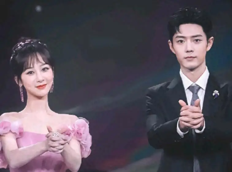 杨紫娱乐八卦-肖战杨紫再曝绯闻,横店同框吃饭,爆料者不惧起诉 第1张 杨紫娱乐八卦-肖战杨紫再曝绯闻,横店同框吃饭,爆料者不惧起诉 第1张