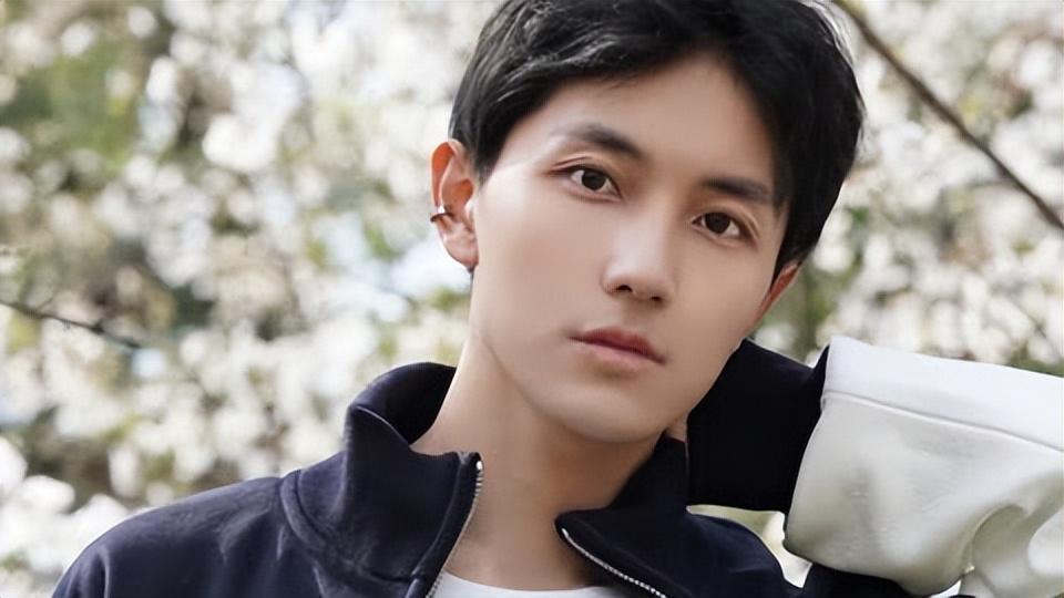 娱乐八卦瓜-网红不进娱乐圈原因引愤，竟还顺带曝出一个超级大瓜  第3张