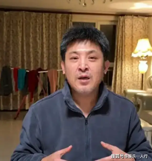 孙涛直播落泪护妻,4年未登春晚未带货却遭造谣气到抖 第2张 孙涛直播落泪护妻,4年未登春晚未带货却遭造谣气到抖 第2张