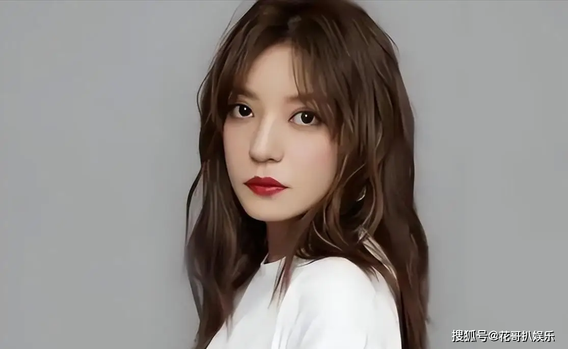 赵大眼凌晨突袭直播间露脸，妆容精致却因黑屏被秒封  第9张