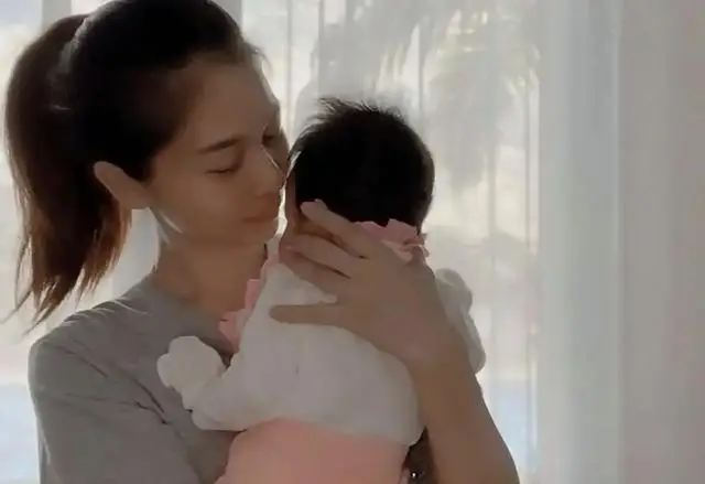 TVB离巢女星罕见现身活动!自曝无意复出,去年低调生三胎 第1张 TVB离巢女星罕见现身活动!自曝无意复出,去年低调生三胎 第1张