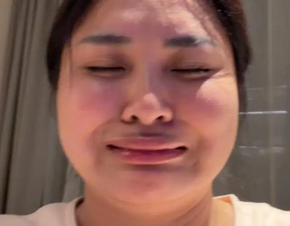 600万粉网红阿爆发哭照卖惨翻车,被网友怼到破防 第17张 600万粉网红阿爆发哭照卖惨翻车,被网友怼到破防 第17张