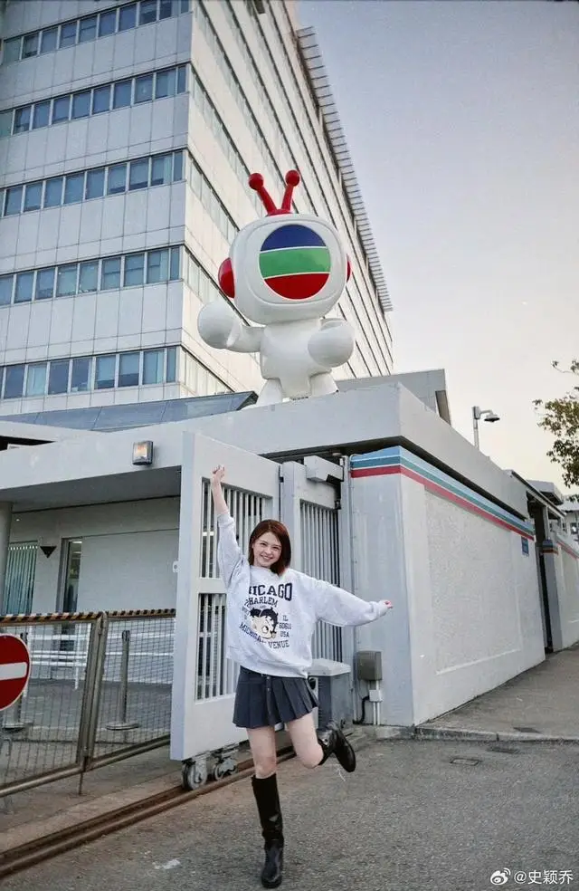 又走一个!TVB古典小花自曝离巢,入行五年或终止演艺生涯 第3张 又走一个!TVB古典小花自曝离巢,入行五年或终止演艺生涯 第3张