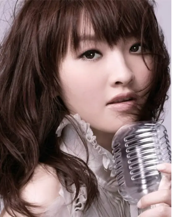 香港女星超自然言论引热议！曾在直播中求救，称有人要杀她  第1张