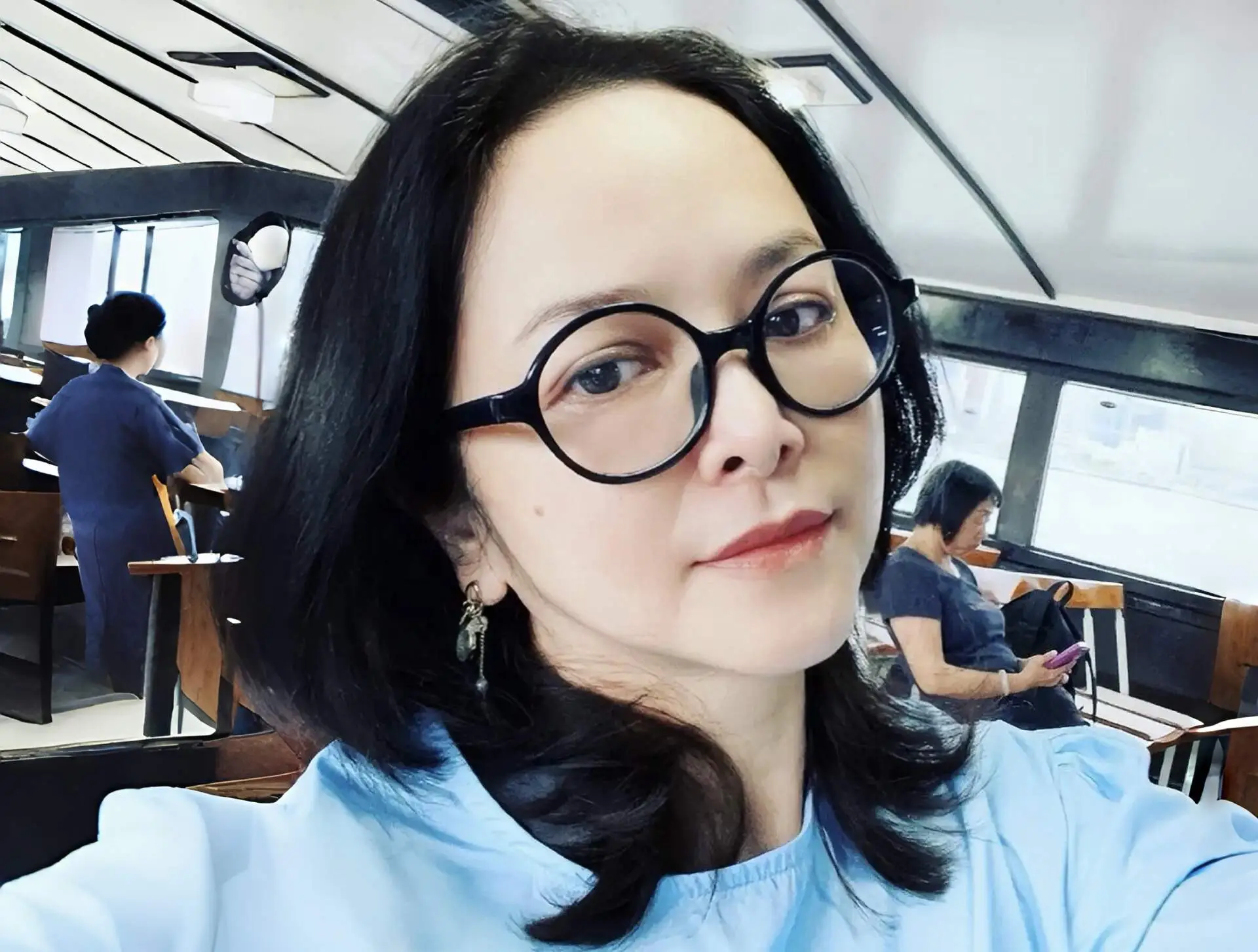 香港知名女星状态冻龄,嫁入豪门以离婚收场,遭前夫爆料性欲强 第2张 香港知名女星状态冻龄,嫁入豪门以离婚收场,遭前夫爆料性欲强 第2张