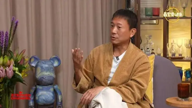 TVB“绿叶王”镜头前失控落泪，曾高调辞职后回巢，被嘲吃回头草  第3张