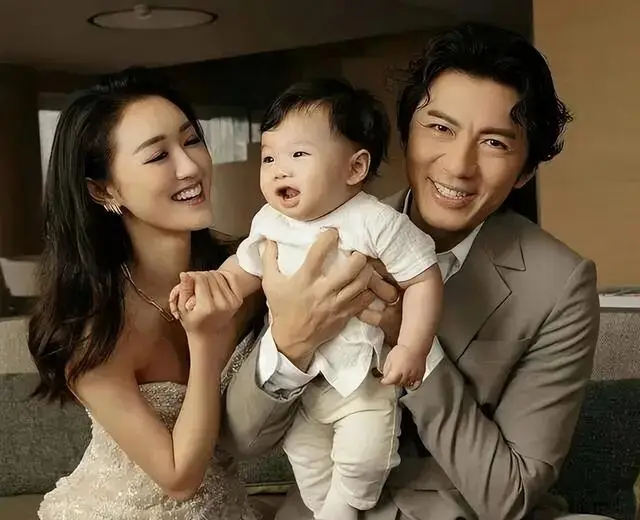 TVB女星变“虎妈”？情绪失控怒骂2岁儿子，被批是“怪兽家长”  第8张