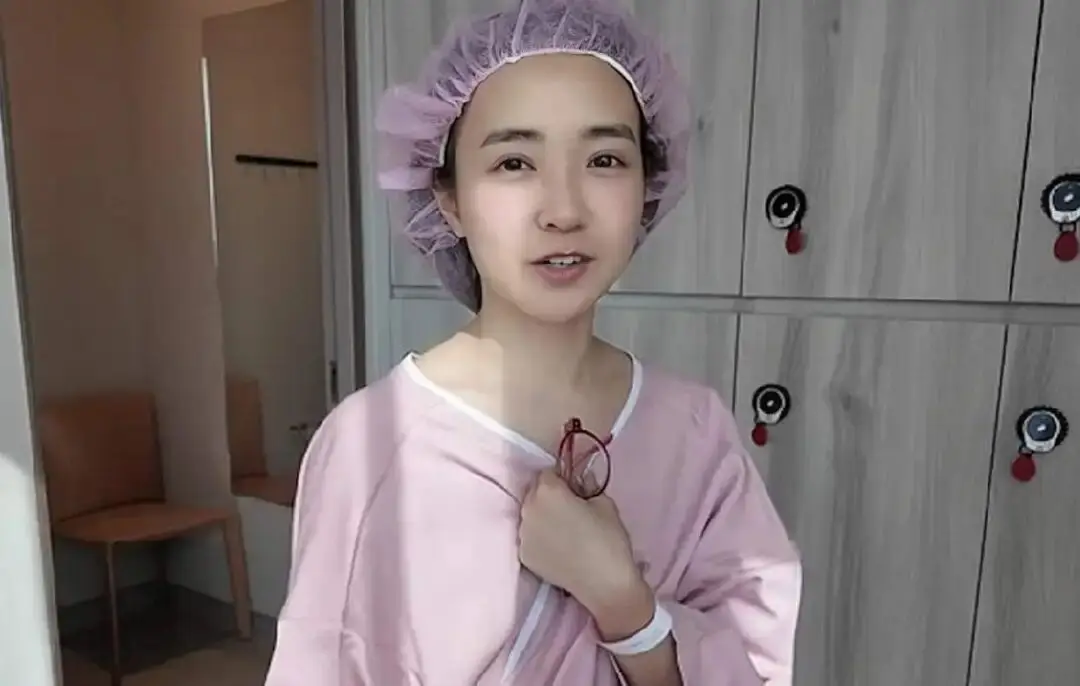 香港“童颜女神”做冻卵手术，分享全过程，被传前男友因拍限制片面分手  第2张