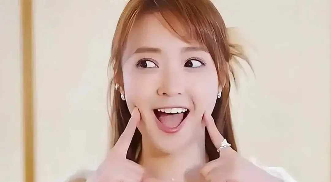 香港“童颜女神”做冻卵手术，分享全过程，被传前男友因拍限制片面分手  第4张