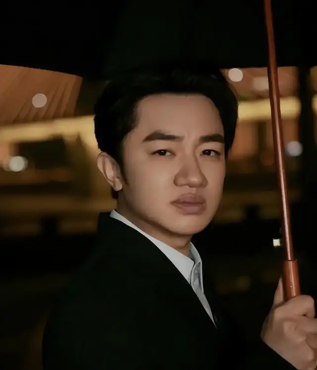 知名港星事业越来越好！旗下公司签约艺人超200位，已进军饮食界  第1张