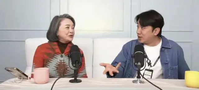 知名港星事业越来越好！旗下公司签约艺人超200位，已进军饮食界  第3张