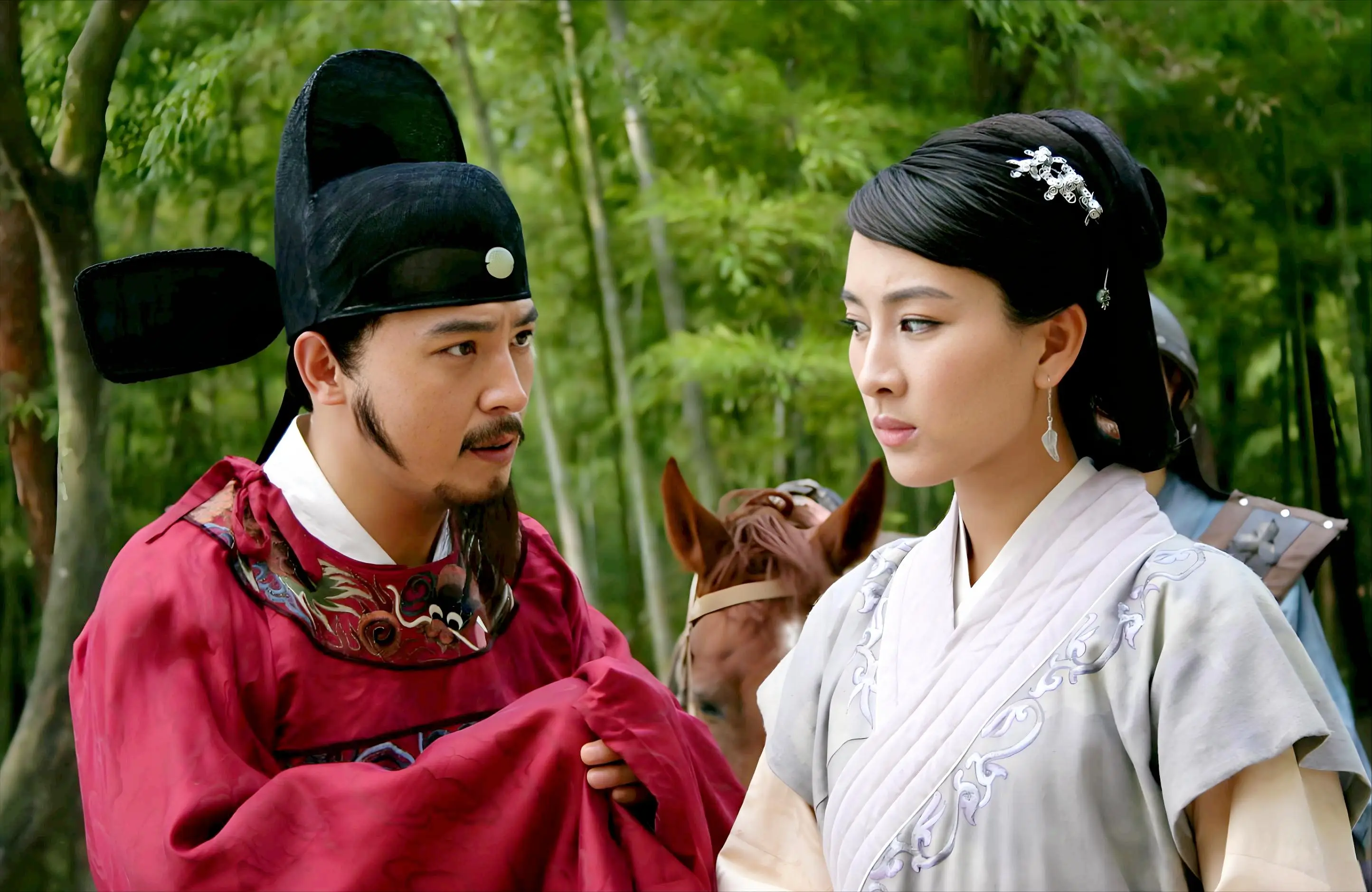 无辜孙涛被网暴气哭！低调妻子受牵连，他今年不参加央视春晚  第4张