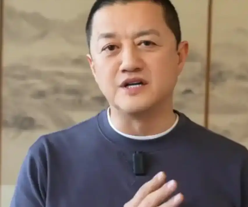 李亚鹏欠租风波第8天，大批人蹲守医院干扰工作  第4张