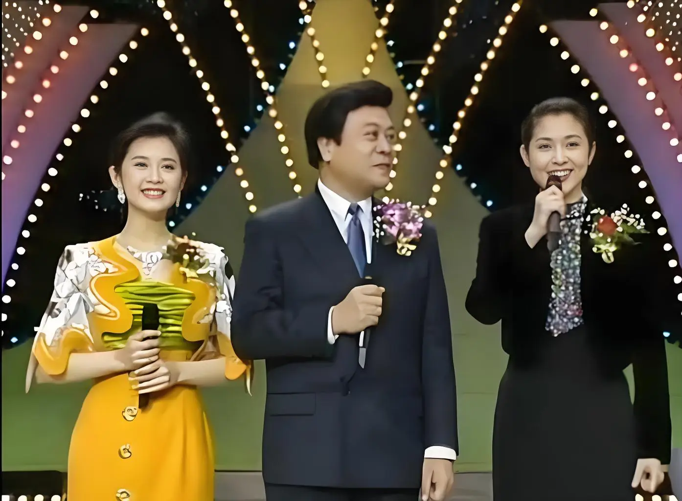 倪萍现身2026年山东卫视春晚!她37年不回家乡主持春晚,这是为何 第7张 倪萍现身2026年山东卫视春晚!她37年不回家乡主持春晚,这是为何 第7张