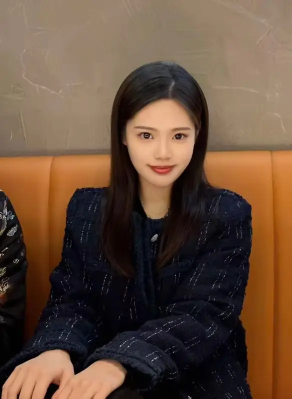 山东25岁美女秦贝贝去世当天下葬，前未婚夫是千万网红  第6张