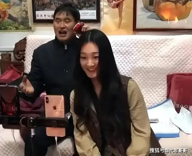 离婚 4 年 27 岁陈亚楠仍单身 为何无人敢娶？  第2张