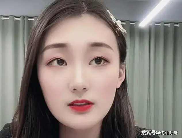 离婚 4 年 27 岁陈亚楠仍单身 为何无人敢娶？  第5张