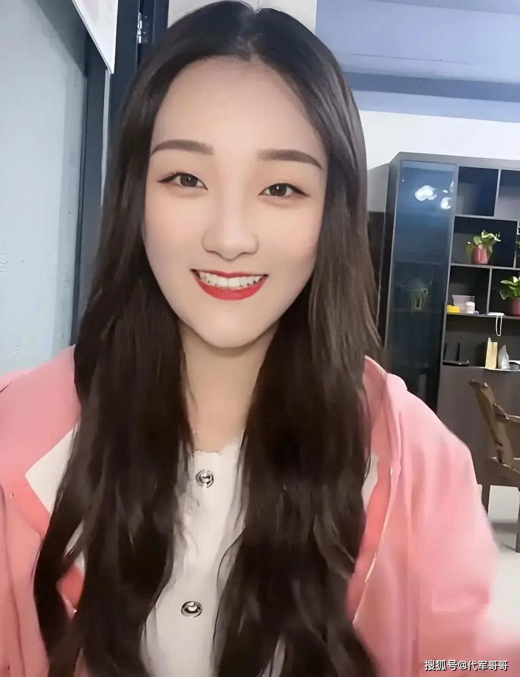 离婚 4 年 27 岁陈亚楠仍单身 为何无人敢娶？  第6张