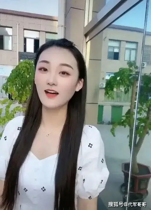 离婚 4 年 27 岁陈亚楠仍单身 为何无人敢娶？  第8张