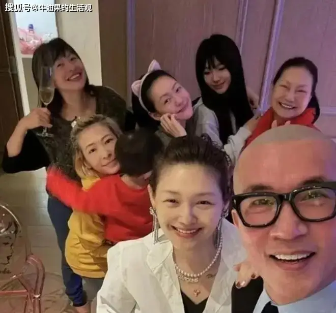 具俊晔被曝放弃大S遗产，设计的大S雕像完工，两家打算和解  第5张