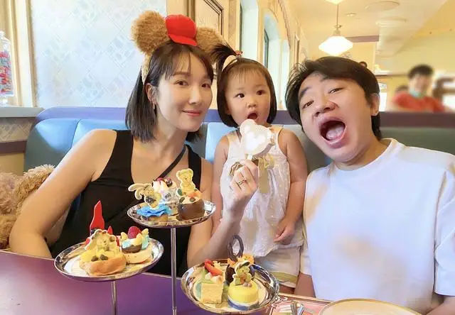 王祖蓝举家搬离上海，重回香港生活，当老板签约超百位艺人  第9张