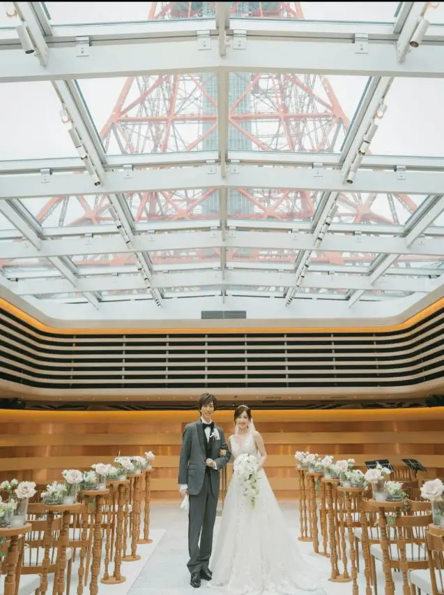 前TVB女主播嫁日本老公晒甜蜜婚照，自爆东京办婚礼原因  第3张