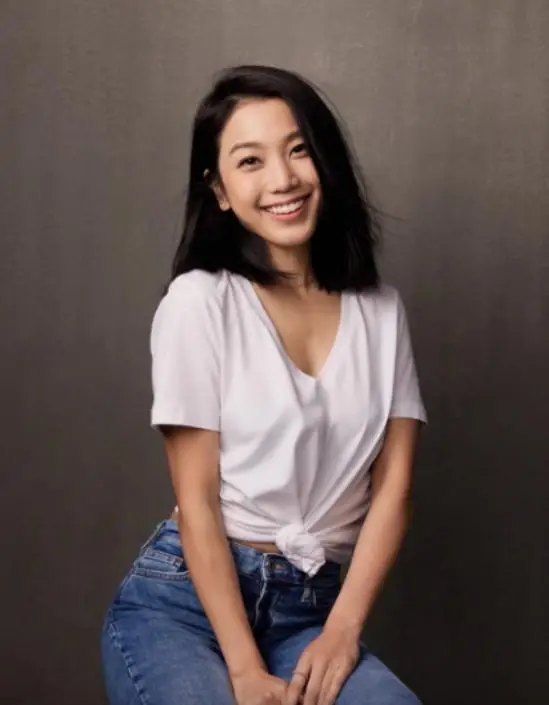 香港知名女星穿透视装庆生，好身材一览无余，曾因失恋三度自杀  第5张