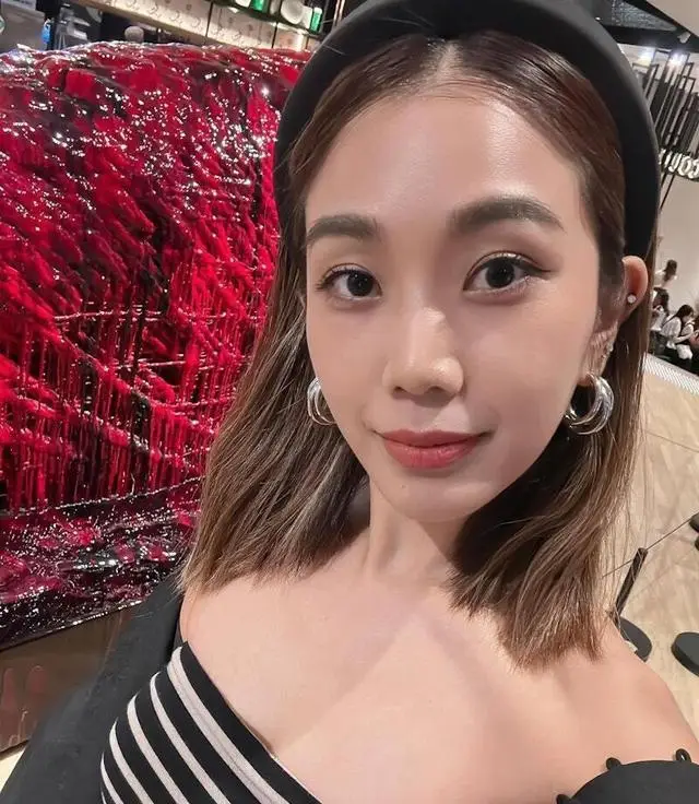 香港知名女星穿透视装庆生，好身材一览无余，曾因失恋三度自杀  第9张