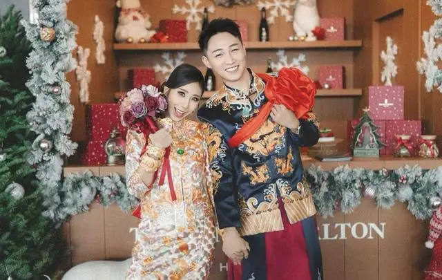 恭喜!TVB知名男星宣布妻子怀孕,娶富家千金当上门女婿 第6张 恭喜!TVB知名男星宣布妻子怀孕,娶富家千金当上门女婿 第6张